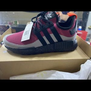 BRAND NEW Adidas men’s NMD R1 TRAIL ATHLETIC SHOE